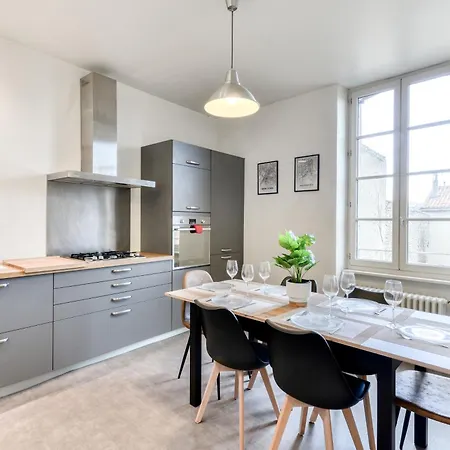 Appartement Le Marty - Wifi - - Climatison - Parking Gratuit *