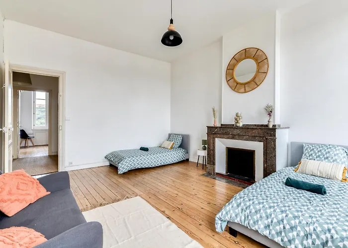 Le Marty - Wifi - - Climatison - Parking Gratuit * Carcassonne