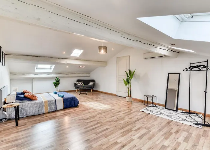 Le Marty - Wifi - - Climatison - Parking Gratuit Carcassonne